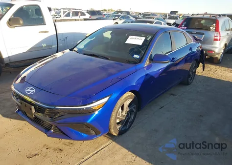 2024 Hyundai Elantra Sel z USA, uszkodzony, nr VIN KMHLS4DG0RU704237